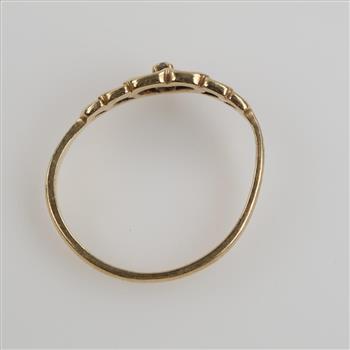 10kt Gold Diamond Heart Ring
