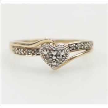 10kt Gold Diamond Heart Ring