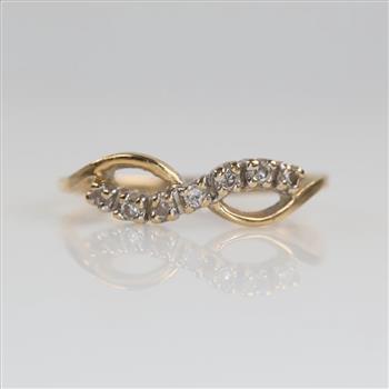 10kt Gold Diamond Infinity Ring