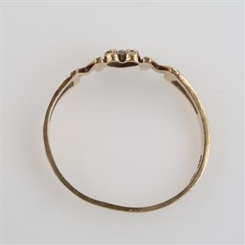 10kt Gold Diamond Mom Ring