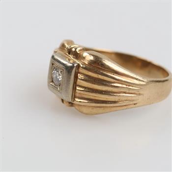 10kt Gold Diamond Ring