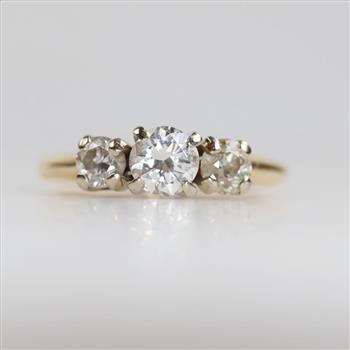 10kt Gold Diamond Ring