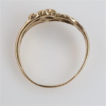 10kt Gold Diamond Ring