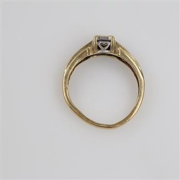 10kt Gold Diamond Ring