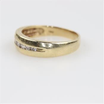 10kt Gold Diamond Ring