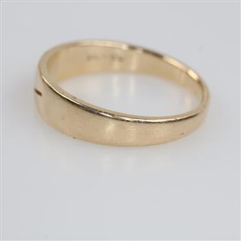 10kt Gold Diamond Ring