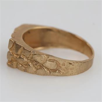 10kt Gold Diamond Ring
