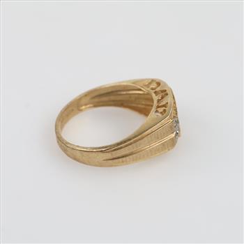 10kt Gold Diamond Ring