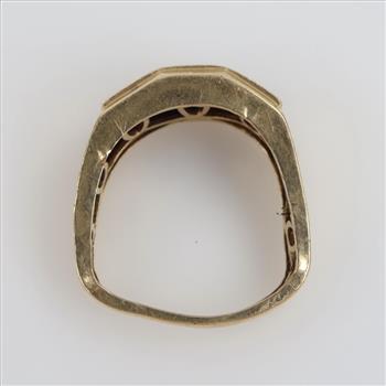 10kt Gold Diamond Ring