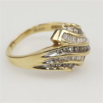10kt Gold Diamond Ring