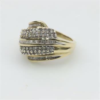 10kt Gold Diamond Ring