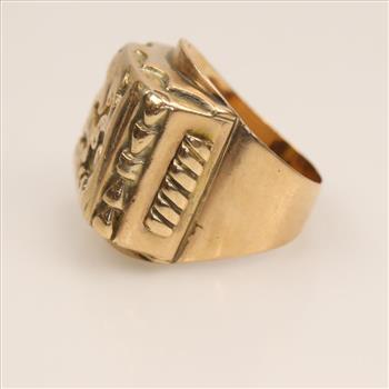 10kt Gold Engraved Square Signet Ring