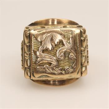 10kt Gold Engraved Square Signet Ring