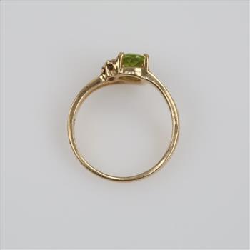 10kt Gold Green & Clear Stone Ring