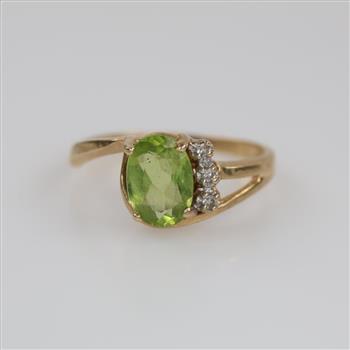 10kt Gold Green & Clear Stone Ring