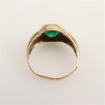 10kt Gold Green Stone Ring
