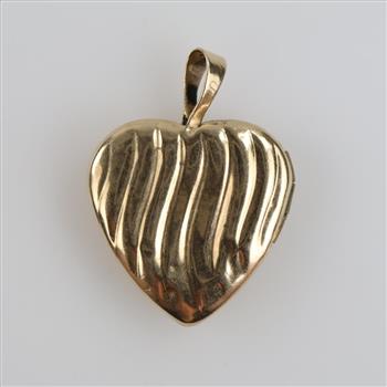 10kt Gold Heart Locket Pendant