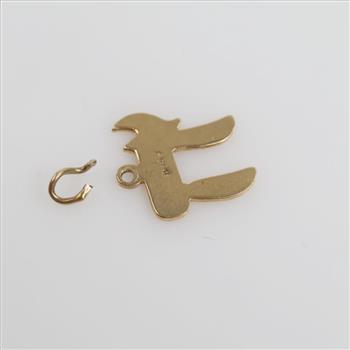 10kt Gold Hebrew Chai Pendant