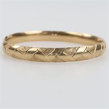 10kt Gold Hollow Hinged Bangle