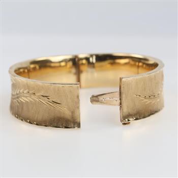 10kt Gold Hollow Hinged Bangle