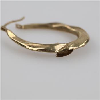 10kt Gold Hollow Hoop Earring