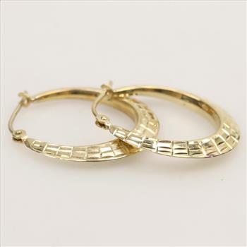 10kt Gold Hollow Hoop Earrings