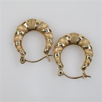 10kt Gold Hollow Hoop Earrings