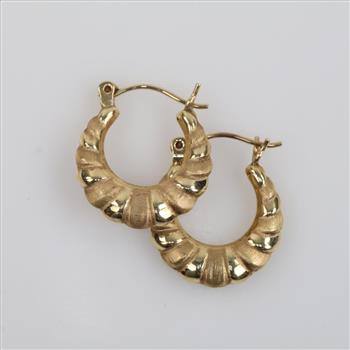 10kt Gold Hollow Hoop Earrings