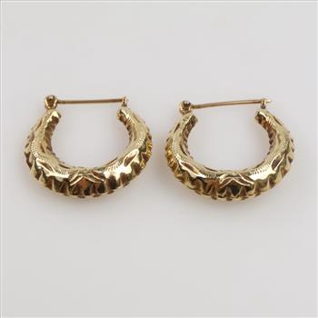 10kt Gold Hollow Hoop Earrings