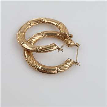 10kt Gold Hollow Hoop Earrings