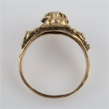 10kt Gold Iridescent Stone Ring