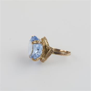 10kt Gold Light Blue Spinel Ring