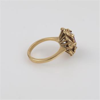10kt Gold Light Purple Stone Ring