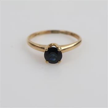 10kt Gold Navy Blue Stone Ring