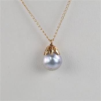 10kt Gold Necklace With Iridescent Stone Pendant