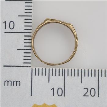 10kt Gold Nugget Mini Ring