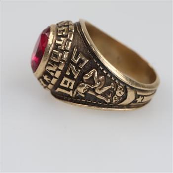 10kt Gold Pink Stone Arlington High Class Ring
