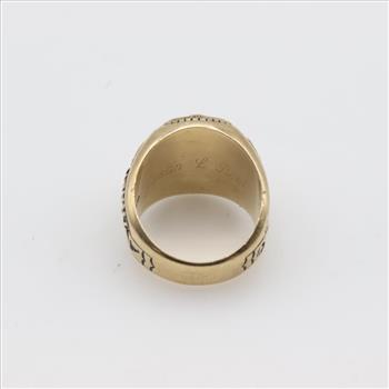10kt Gold Pink Stone Class Ring
