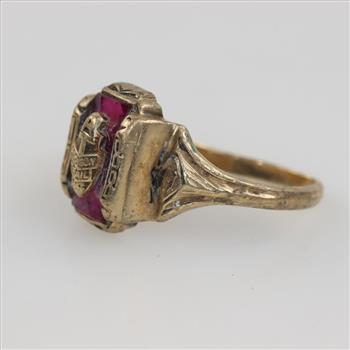 10kt Gold Pink Stone Class Ring