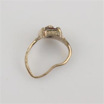 10kt Gold Pink Stone Class Ring