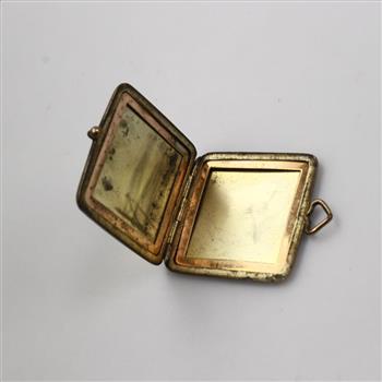 10KT Gold Plated Locket