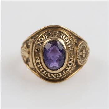 10kt Gold Purple Stone Class Ring