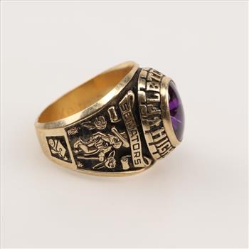 10kt Gold Purple Stone Class Ring