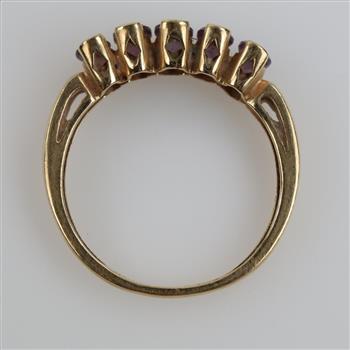 10kt Gold Purple Stone Ring