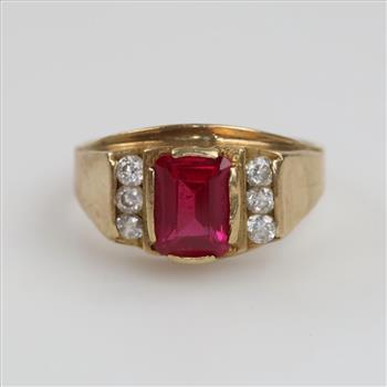 10kt Gold Red And Clear Stone Ring