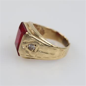 10kt Gold Red & Clear Stone Ring