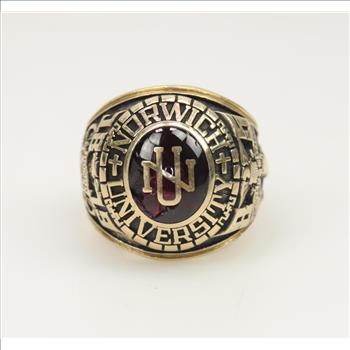 10kt Gold Red Stone Class Ring