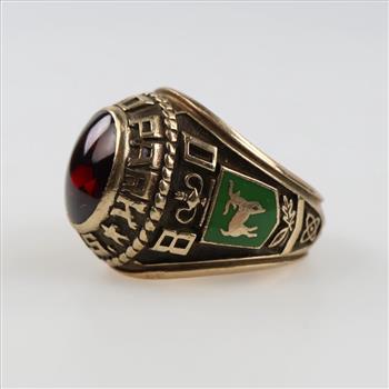 10kt Gold Red Stone Class Ring