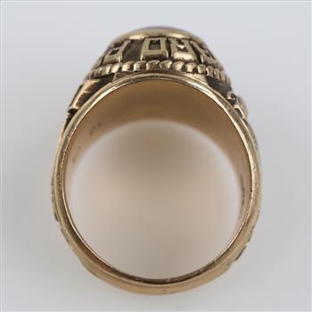 10kt Gold Red Stone Class Ring