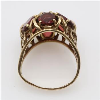 10kt Gold Red Stone Ring